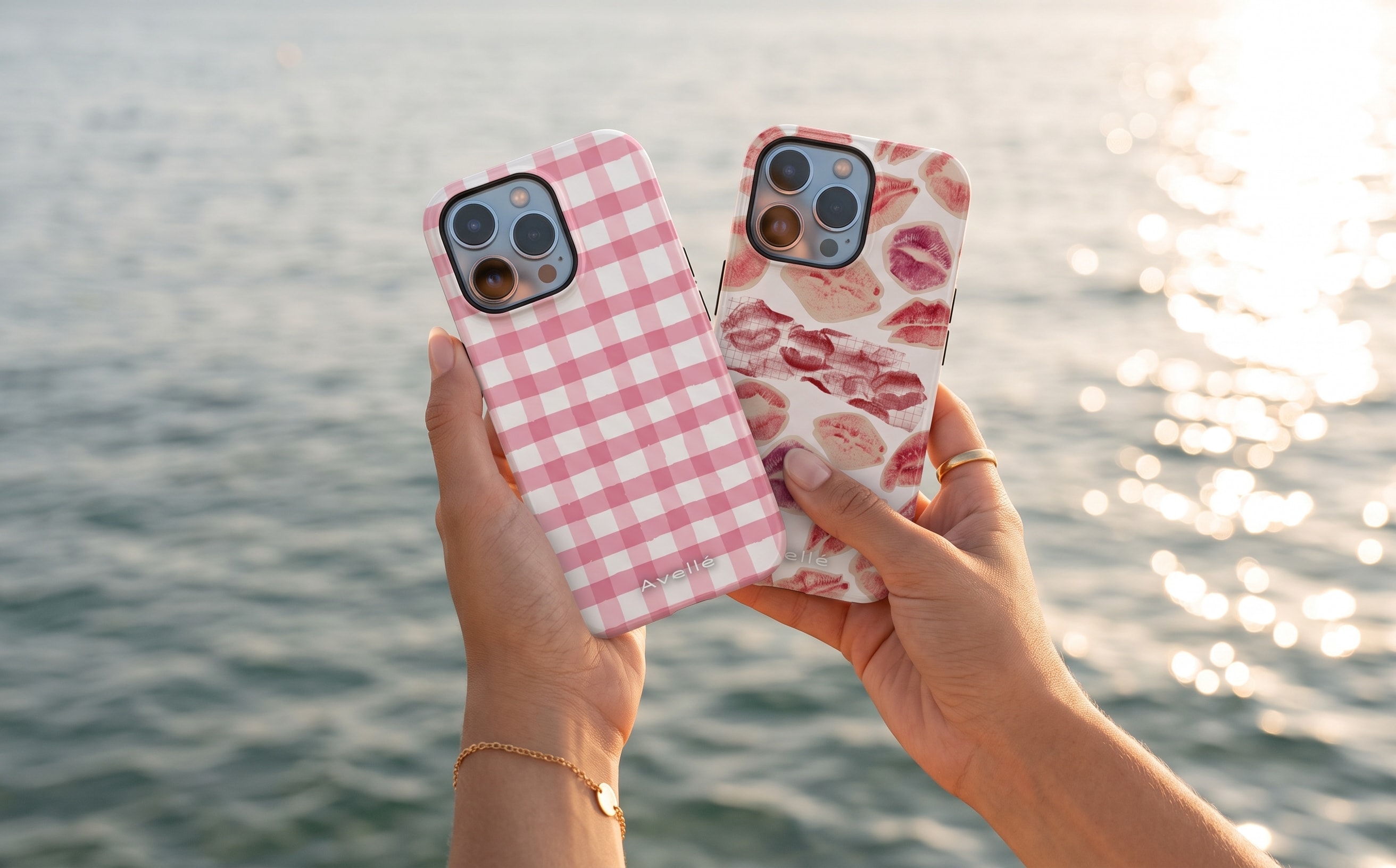 Avellé Classics collection phone cases